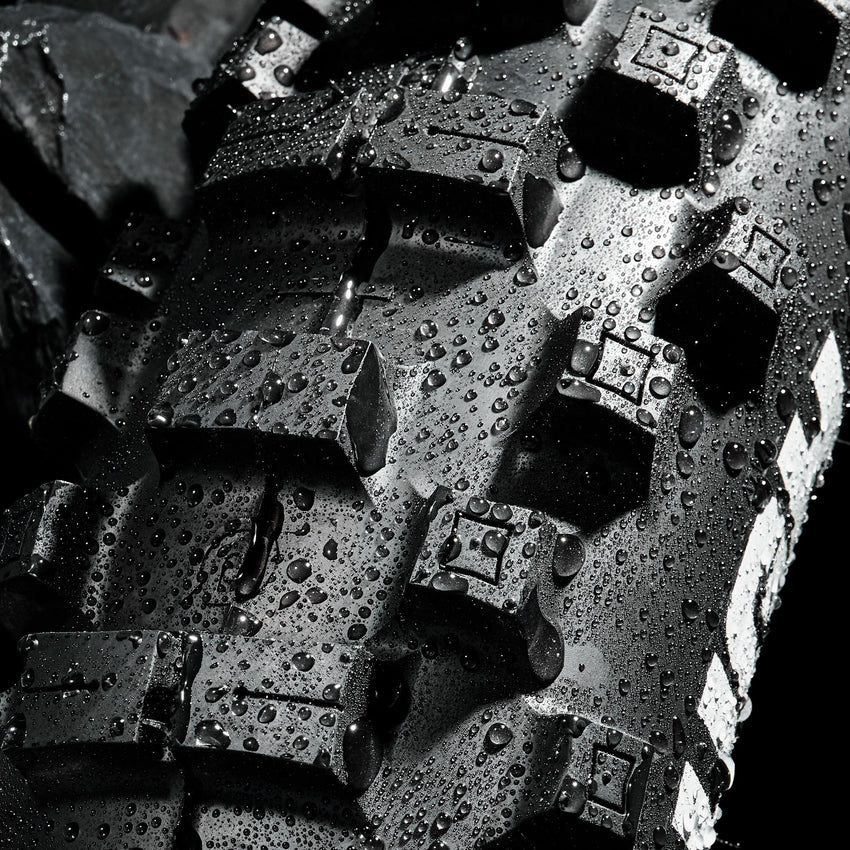 Plews Tyres - EN1 GRAND PRIX - EXTREME - THE TOUGH ONE - Gummy Enduro Rear Tire