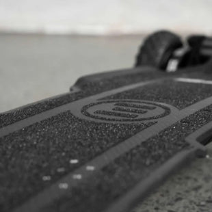 Evolve Renegade Diablo – Premium Off Road Electric Skateboard