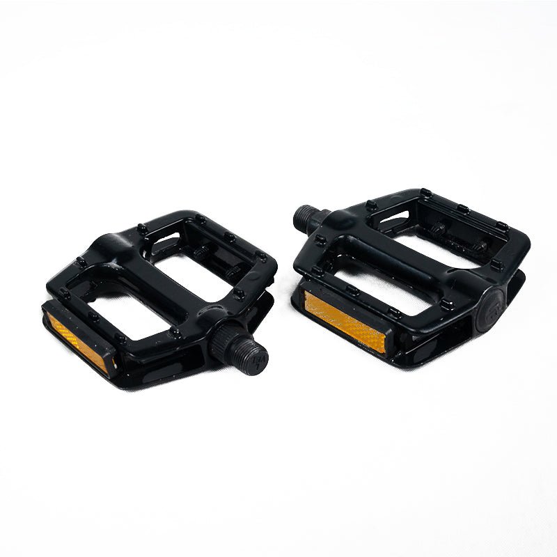 Freego eBike Pedal Set, pair of black platform pedals with reflectors