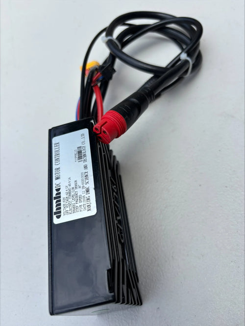 GhostCat Controller 45A G1 (Red Connection), controller with coiled wiring, angled view