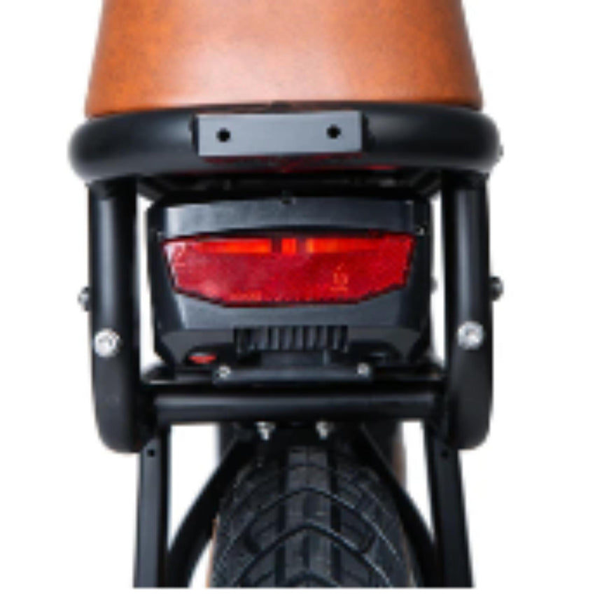 Eunorau Flash Lite ST Class II e-bike saddle and step-through frame ergonomics