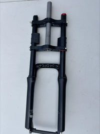 GhostCat Standard Fork F3/F3 Class 2, black fork with steerer tube, rear view