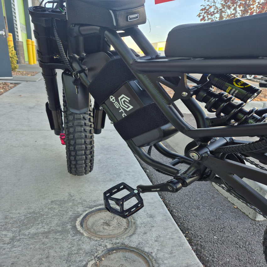 handlebar controls and digital display, 60V 2200W e-bike