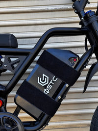 GhostCat Battery Strap, black strap on the battery, close angle
