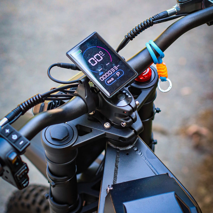 Freego Nova 4 electric dirt bike color LCD display and cockpit close-up