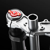 RFloXa Hawk32 red top cap preload adjuster on silver crown